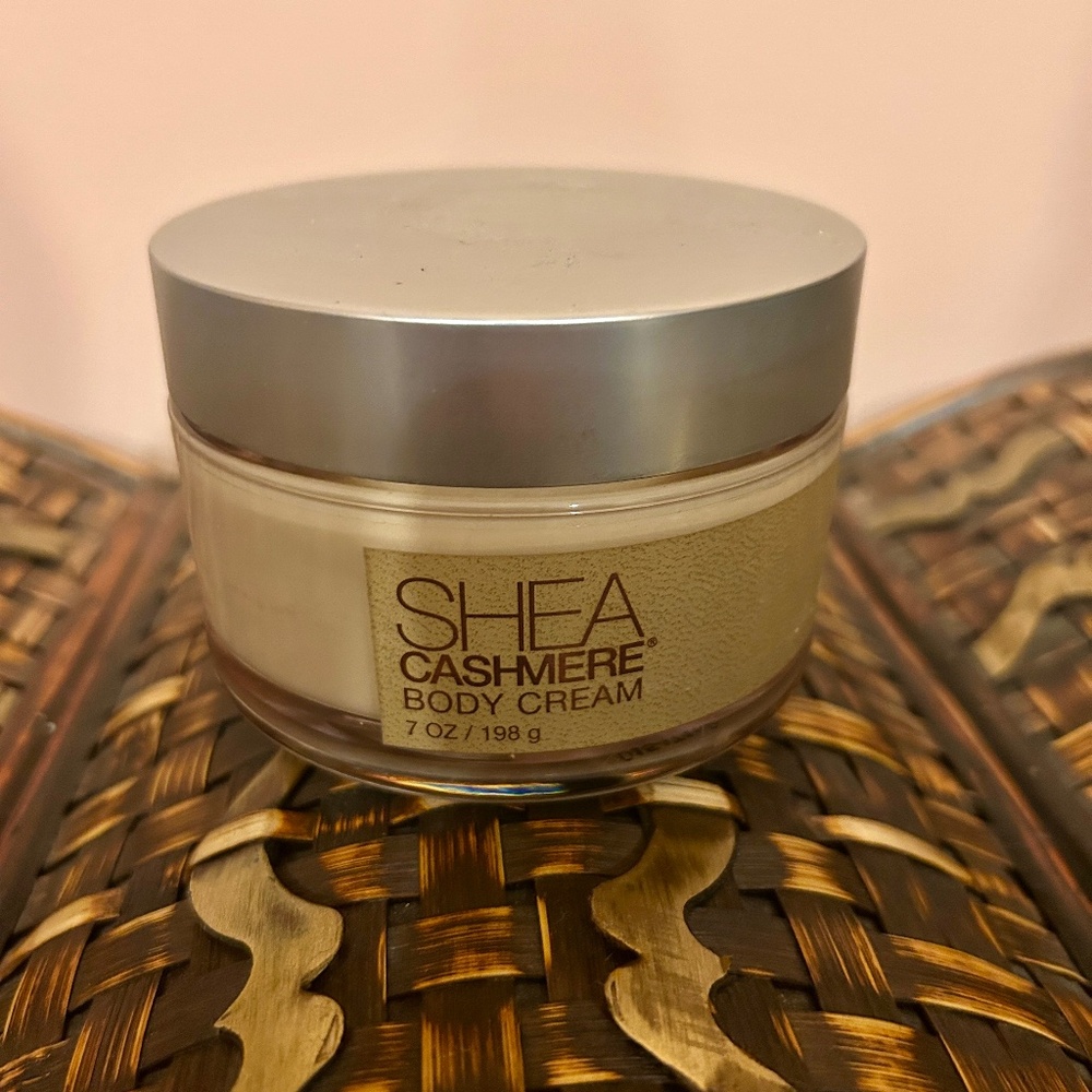 Bath & Body Works True Blue Spa Shea Cashmere Body Cream 7 Oz